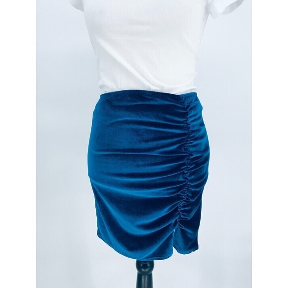 Blue Blush Velvet Women's‎ Knee length Skirt Ruched Size Medium Blue Side Slit - Picture 10 of 12